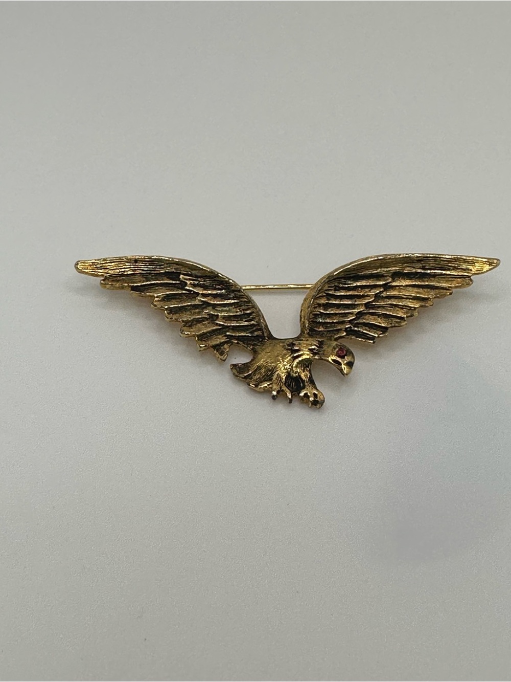 Vintage Gold Tone Eagle Wing Brooch Pin Classic